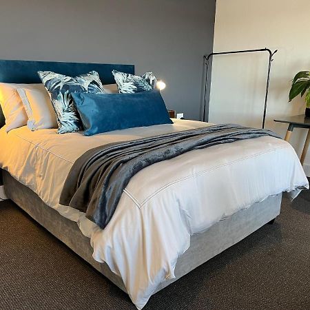 Waterfront Studio Apartment No 5 Херманус Экстерьер фото