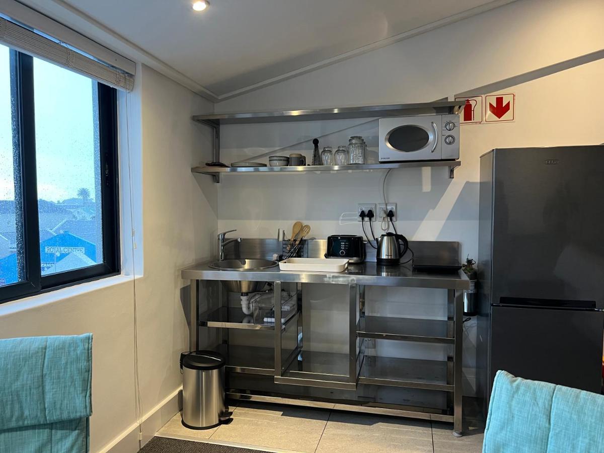 Waterfront Studio Apartment No 5 Херманус Экстерьер фото